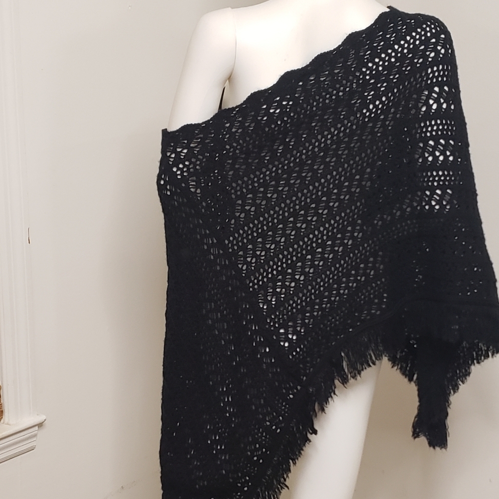Black Triangle Knit Shawl